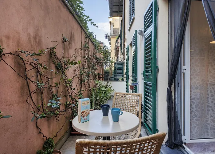 Prione Apartment With Patio By Wonderful Italy