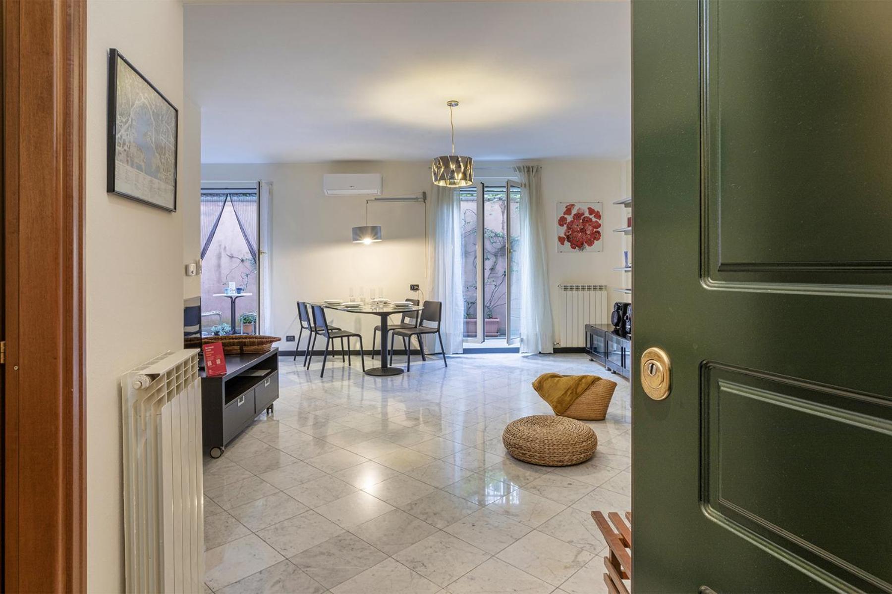 Appartamento Prione With Patio By Wonderful Italy Genova